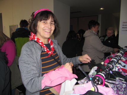 Jarní dobročinný bazárek 2015