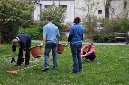 Dobrovolníci z PrimeRevenue