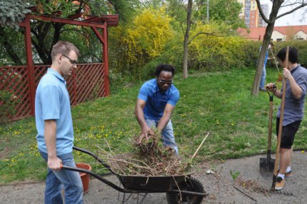 Dobrovolníci z PrimeRevenue