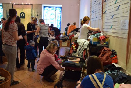 Jarní dobročinný bazárek 2017