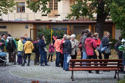 Dobročinný bazárek pro rodiny s dětmi - podzim 2017