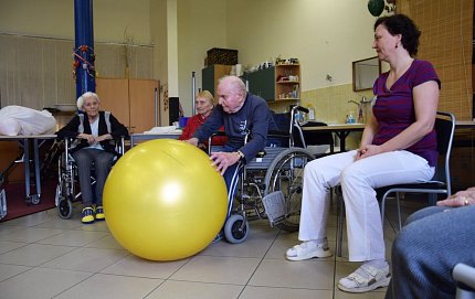 Skupinové cvičení v Sue Ryder